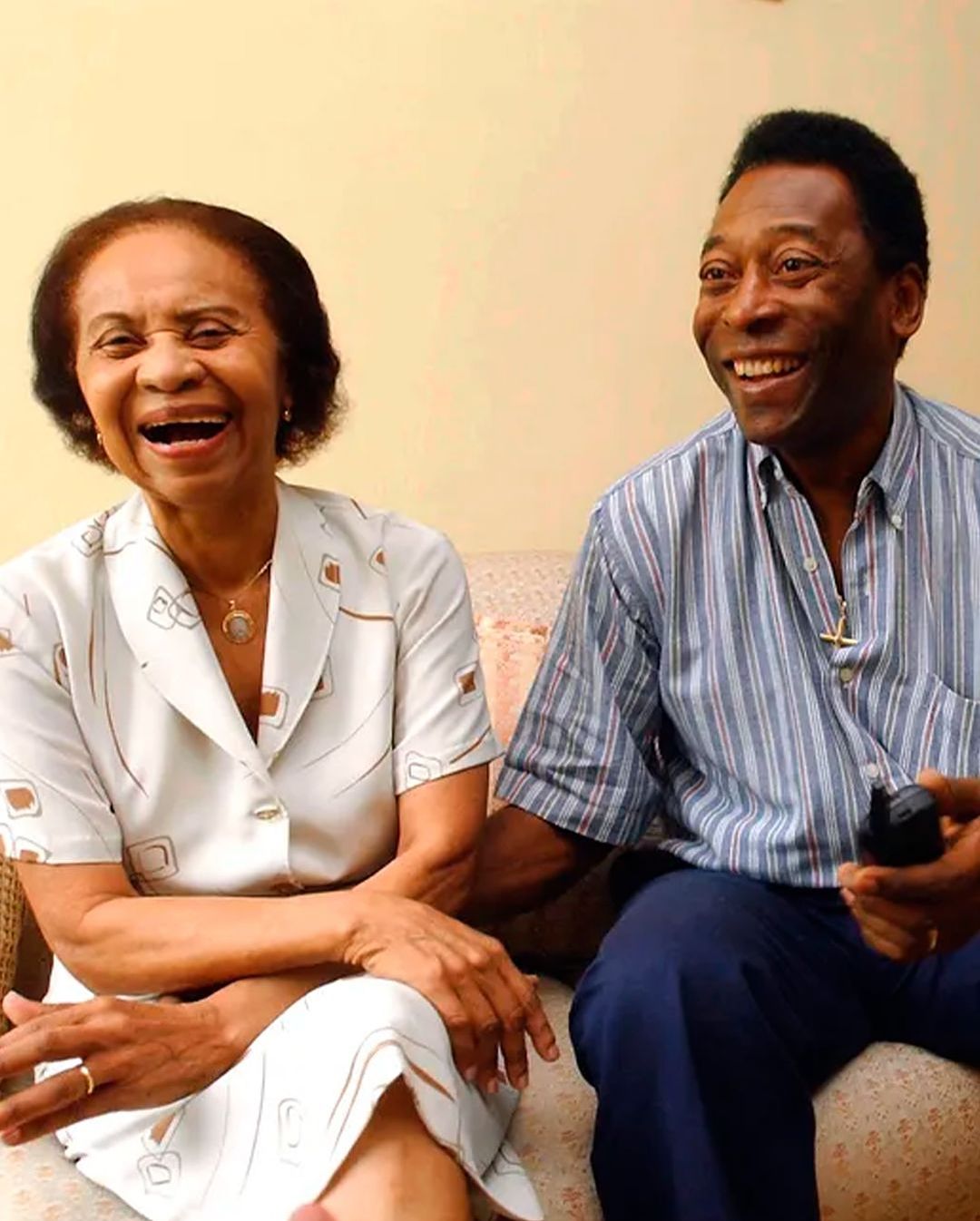 Celeste Arantes, Mother of Soccer Legend Pelé, Dies at 101 in Brazil