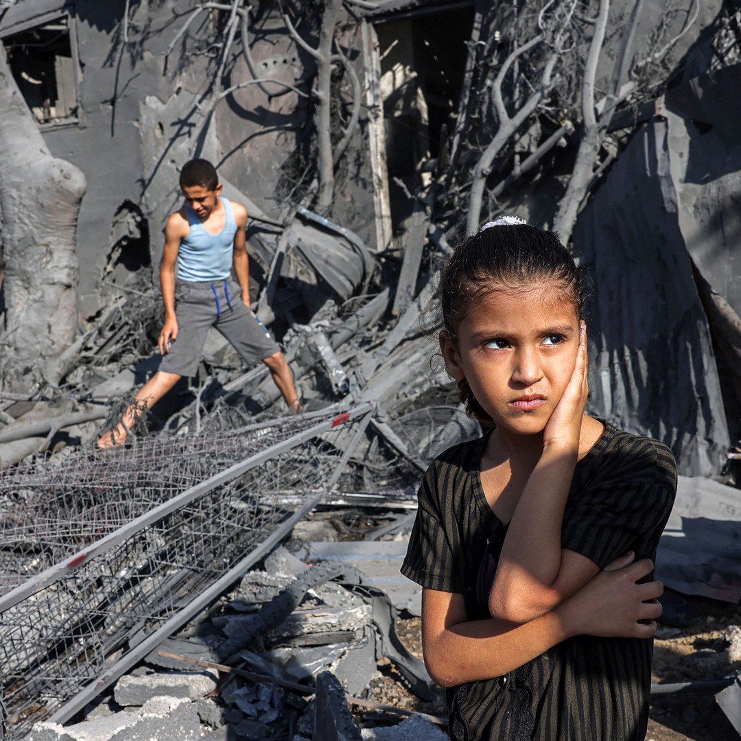 Israel’s Military Implements Temporary Ceasefire to Address Humanitarian Crisis in Gaza