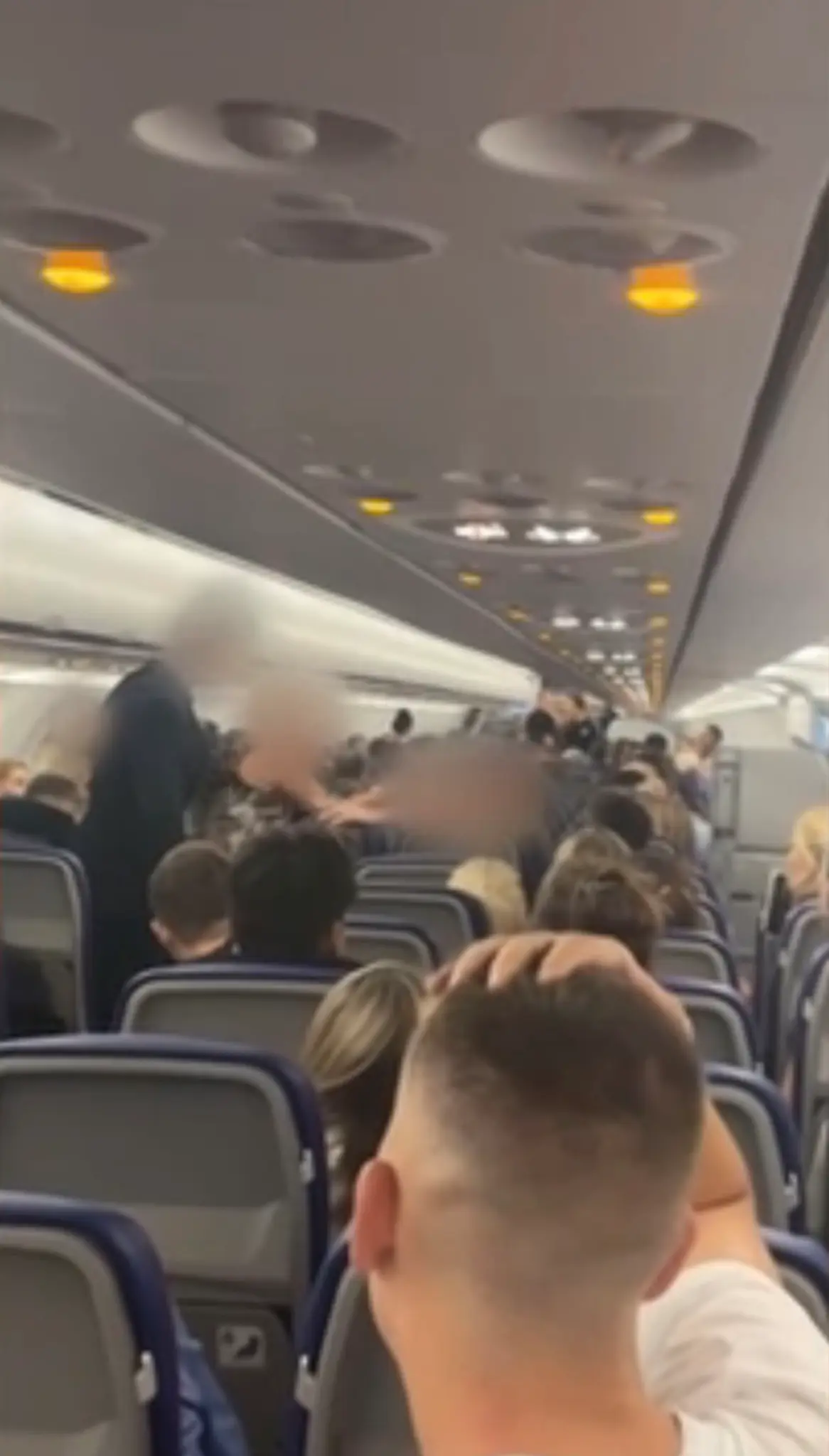 Drunk Passengers Cause Chaos on Wizz Air Flight with Smuggled Alcohol