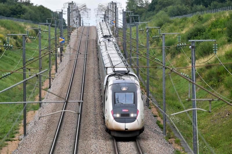 French Train Networks Partially Restored After Sabotage Ahead of Olympics