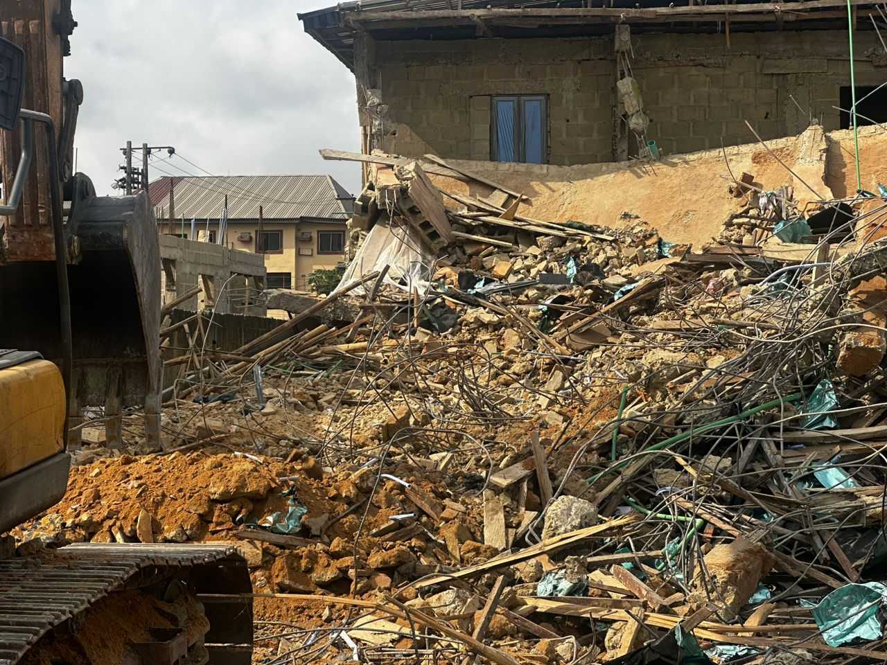 Building Collapse in Lagos, Nigeria Claims Five Lives, Rescues Ongoing