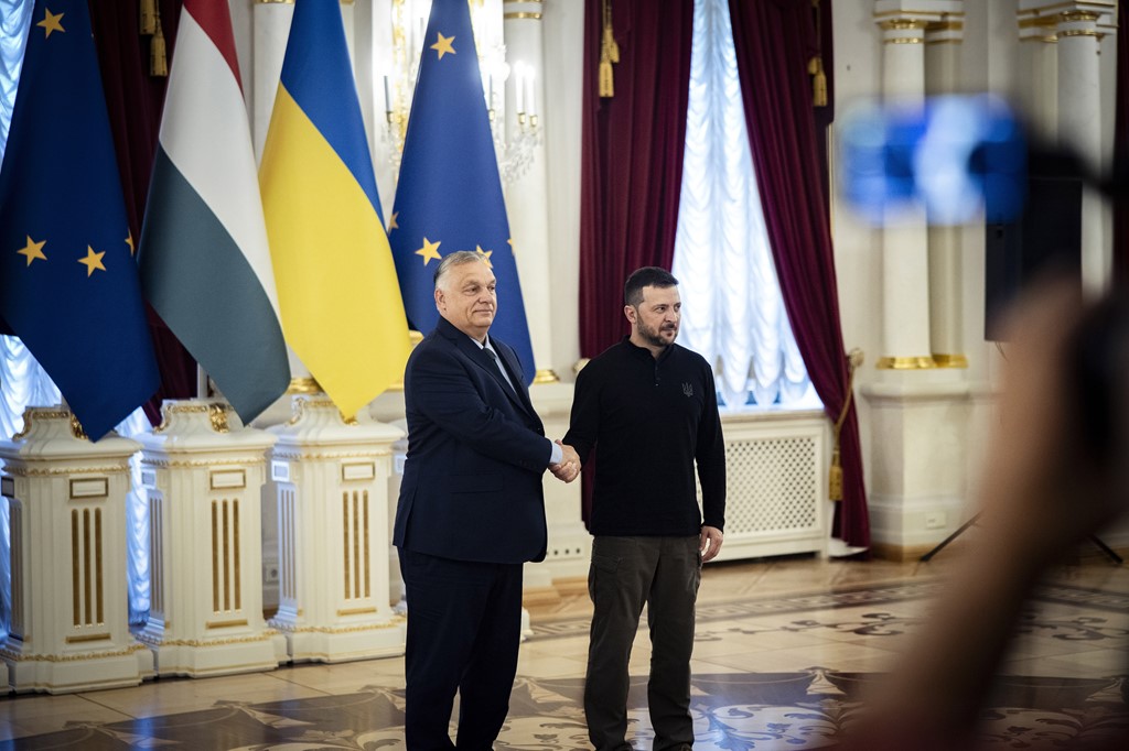 Ukraine Foils Alleged Government Overthrow Plot as Orban Meets Zelenskyy in Kyiv