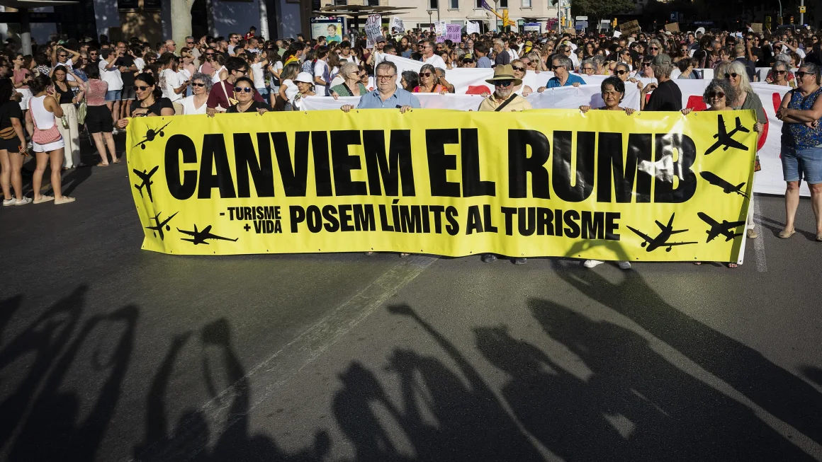 Thousands Protest Mass Tourism in Mallorca, Spain Demanding Limits and Sustainable Practices