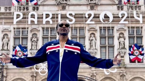 Snoop Dogg to Carry Olympic Torch in Paris Games’ Final Stretch