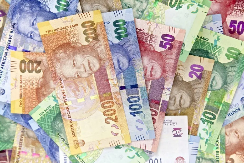 South African Rand Dips Following Federal Reserve Chair Powell’s Ambiguous Comments on Interest Rates