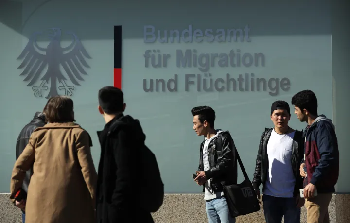 Germany Resumes Deportations to Afghanistan Amid Political Pressure