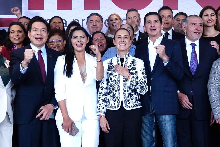 Mexico’s Ruling Party Nears Supermajority in Congress as Opposition Senators Defect