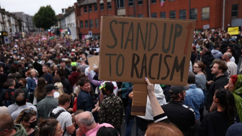 Anti-Racism Protests Sweep UK in Response to Far-Right Riots