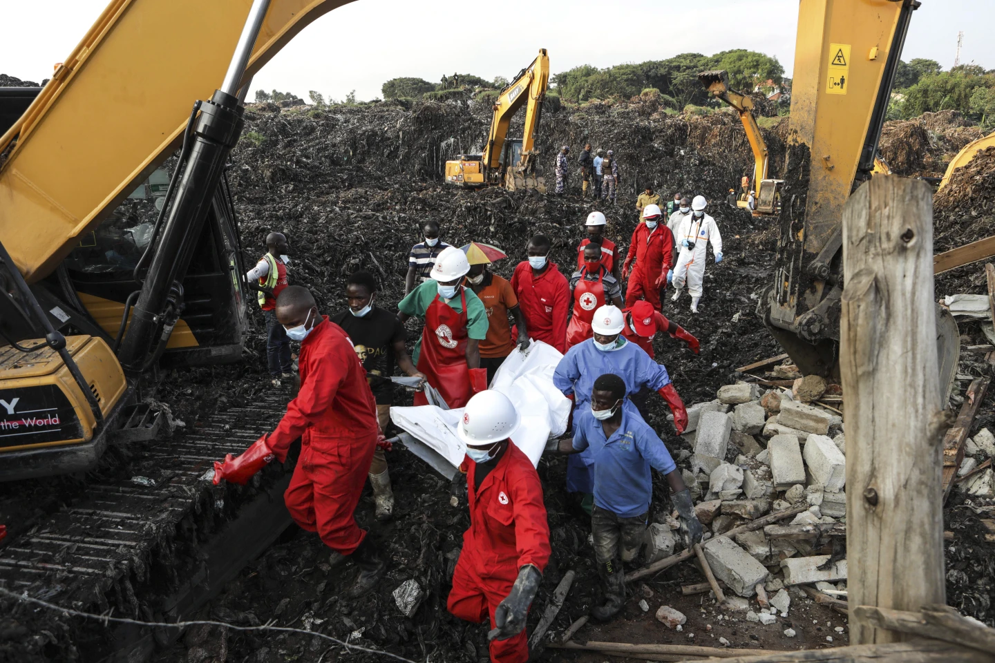 Uganda Rubbish Heap Collapse Death Toll Rises to 24, Including Four Children