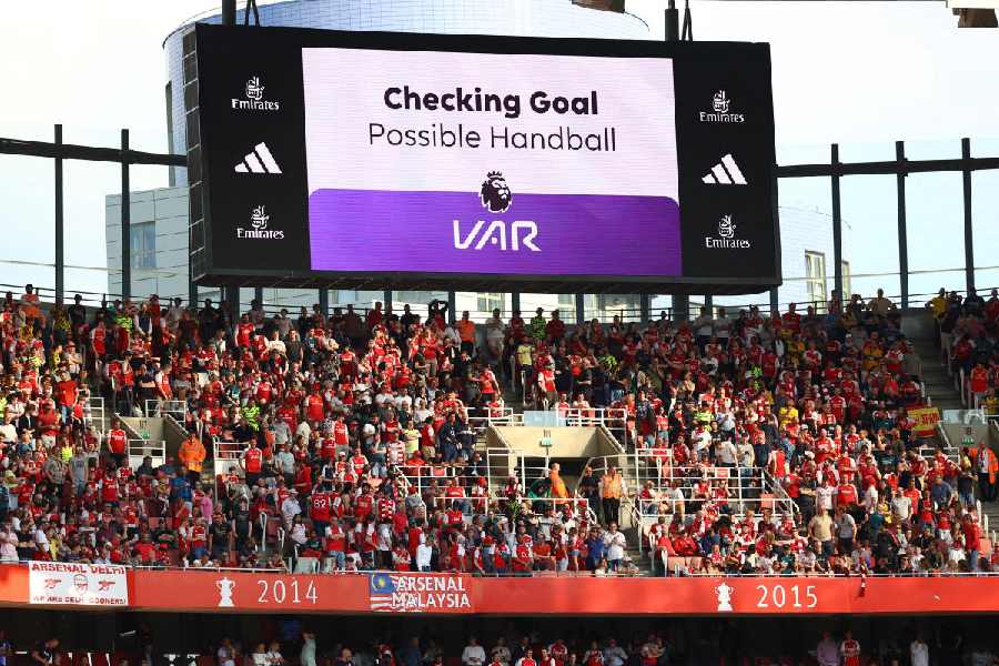 Premier League to Explain VAR Decisions on Social Media During Matches