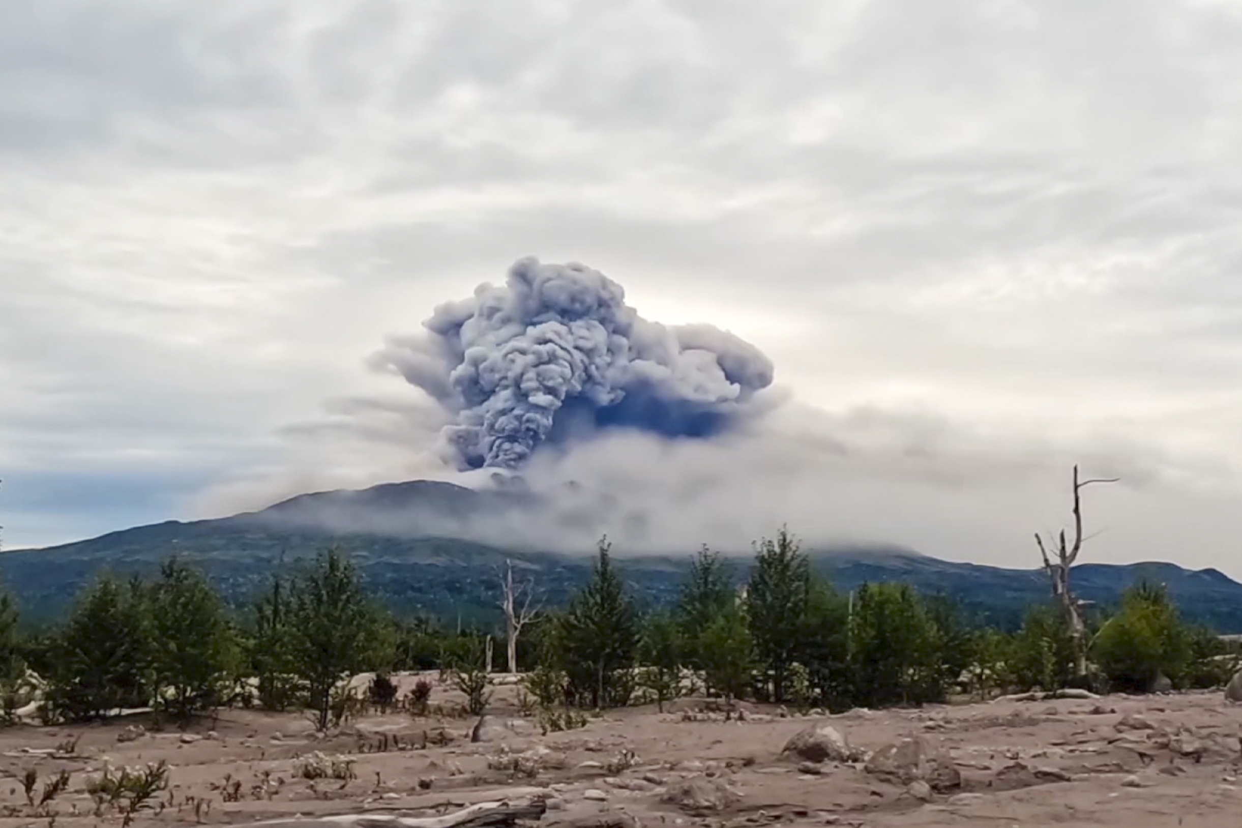 Powerful Earthquake Triggers Volcano Eruption in Russia’s Far East