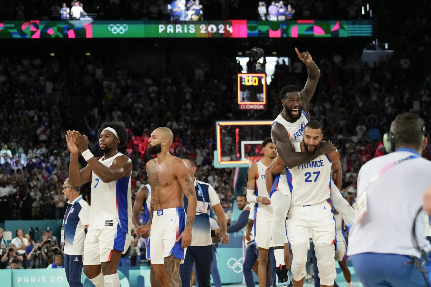 France Secures Spot in Men’s Basketball Gold Medal Game with Thrilling Win Over Germany at Paris Olympics