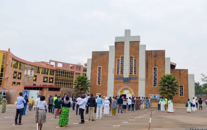 Rwanda Closes Over 4,000 Churches in Safety Crackdown