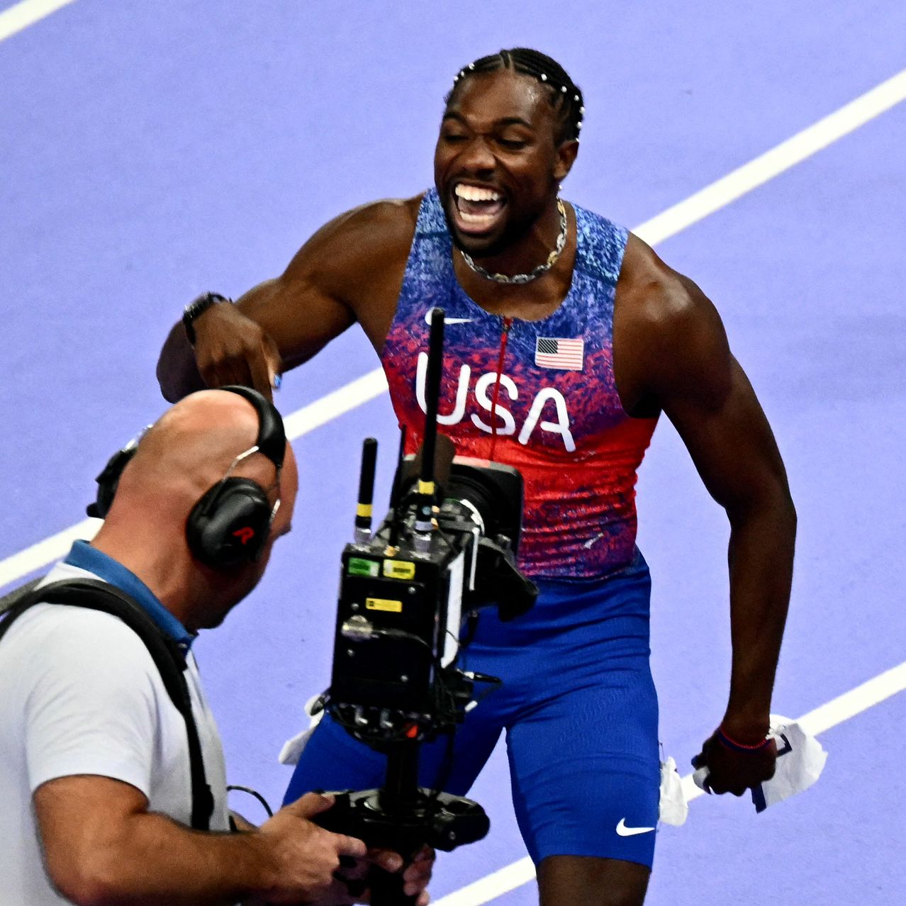 Noah Lyles of U.S.A Wins Olympic 100 Meters by Narrowest Margin, Edging Out Jamaican Kishane Thompson