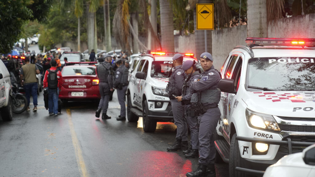 Brazil Plane Crash: Recovery of Bodies Underway After Crash Near Sao Paulo Kills 62 Passengers