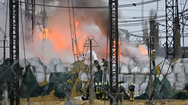 Russia Launches Massive Attack on Ukraine’s Power Grid, Killing Seven