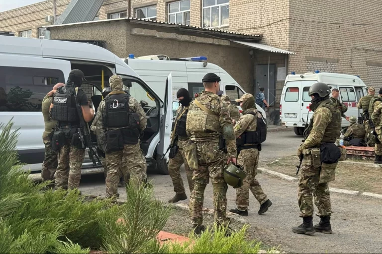 Russian Snipers End Prison Siege, Kill Hostage-Takers Claiming Islamic State Affiliation