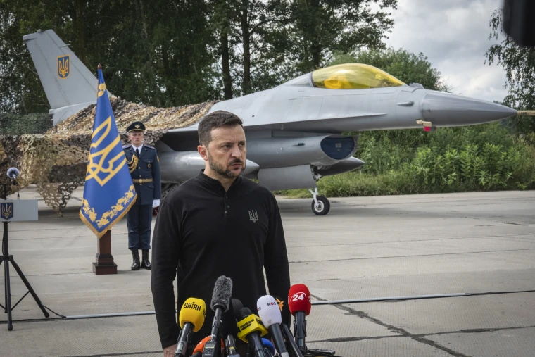 Ukrainian President Dismisses Air Force Commander Following F-16 Crash