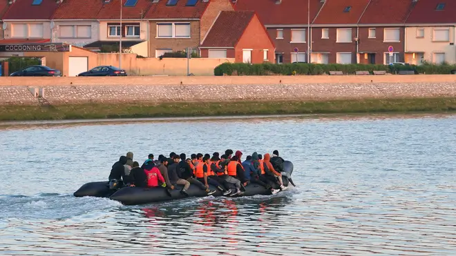 Eight Migrants Die in Failed English Channel Crossing Attempt