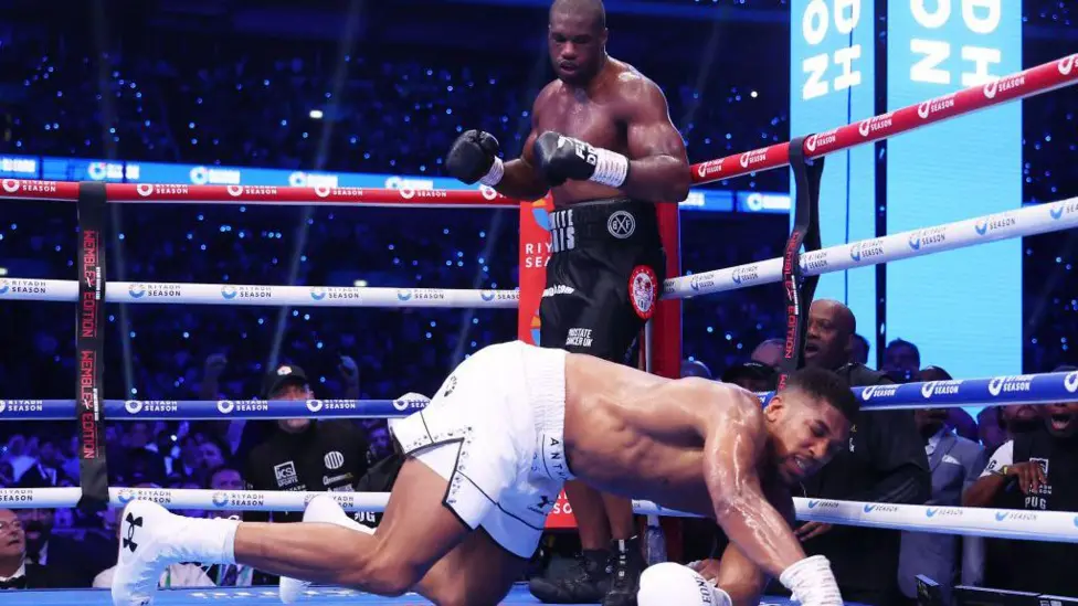 Dubois Shocks Joshua with Fifth-Round Knockout at Wembley