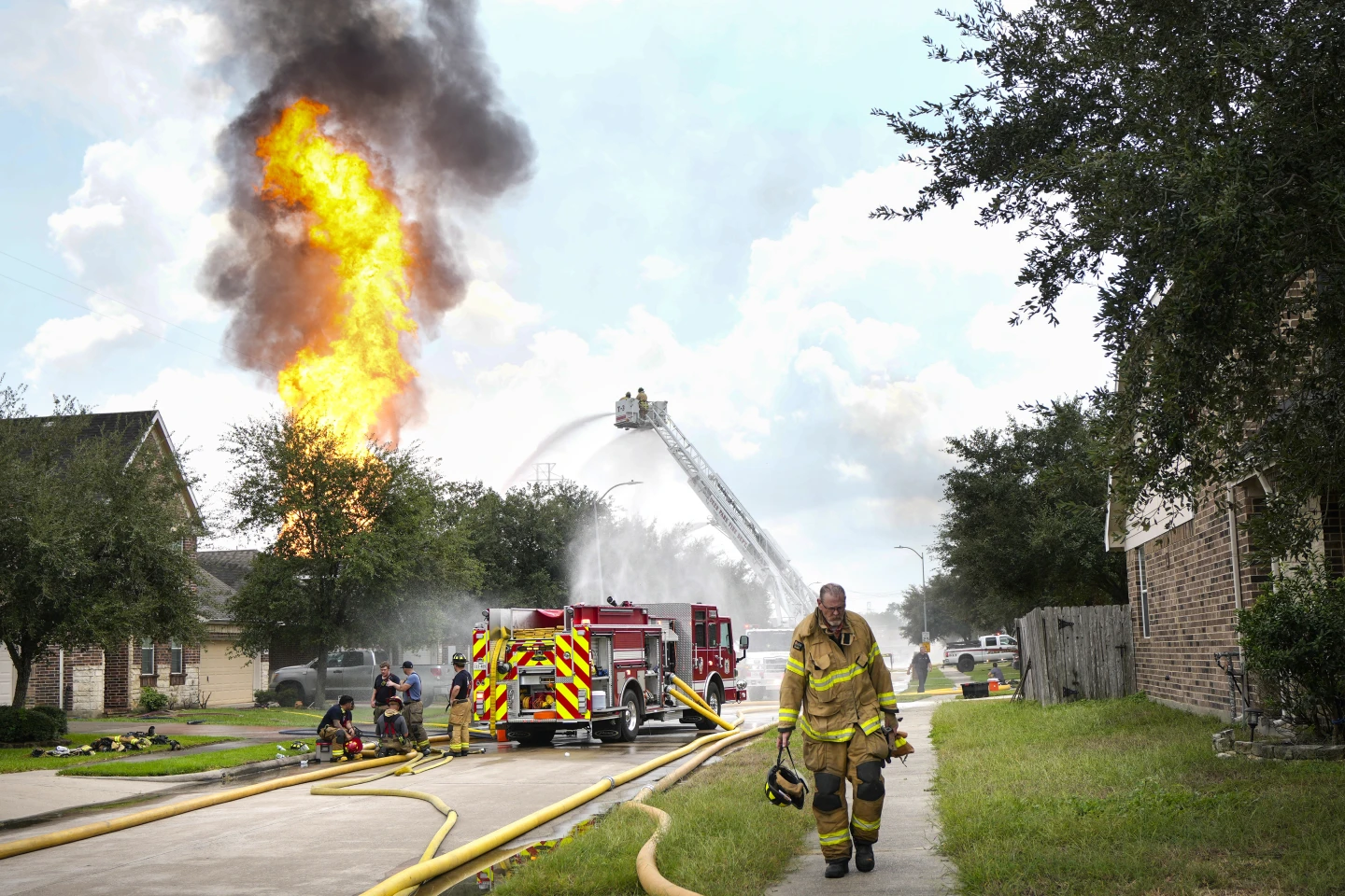 Pipeline Explosion Near Houston Erupts in Towering Flame, Forcing Evacuations