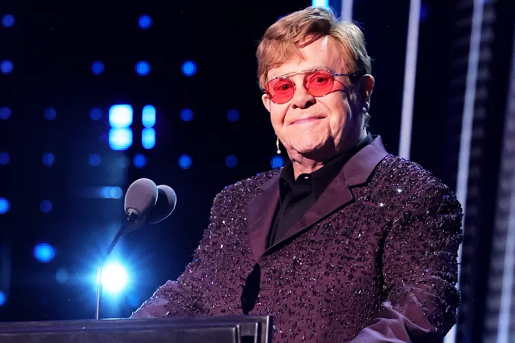 Elton John Reveals Limited Vision in One Eye Due to Severe Infection