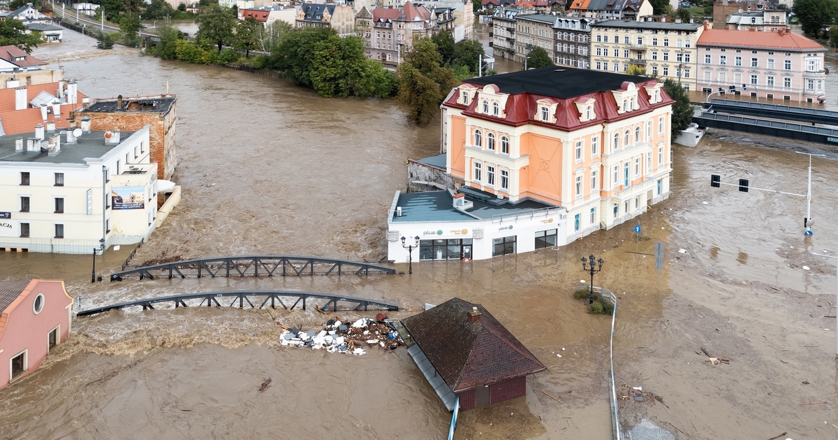 Poland’s Flood Death Toll Rises to 9 as Two More Bodies Found