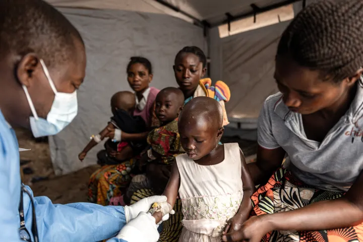 Congo Anticipates First Mpox Vaccine Doses, Faces Distribution Challenges