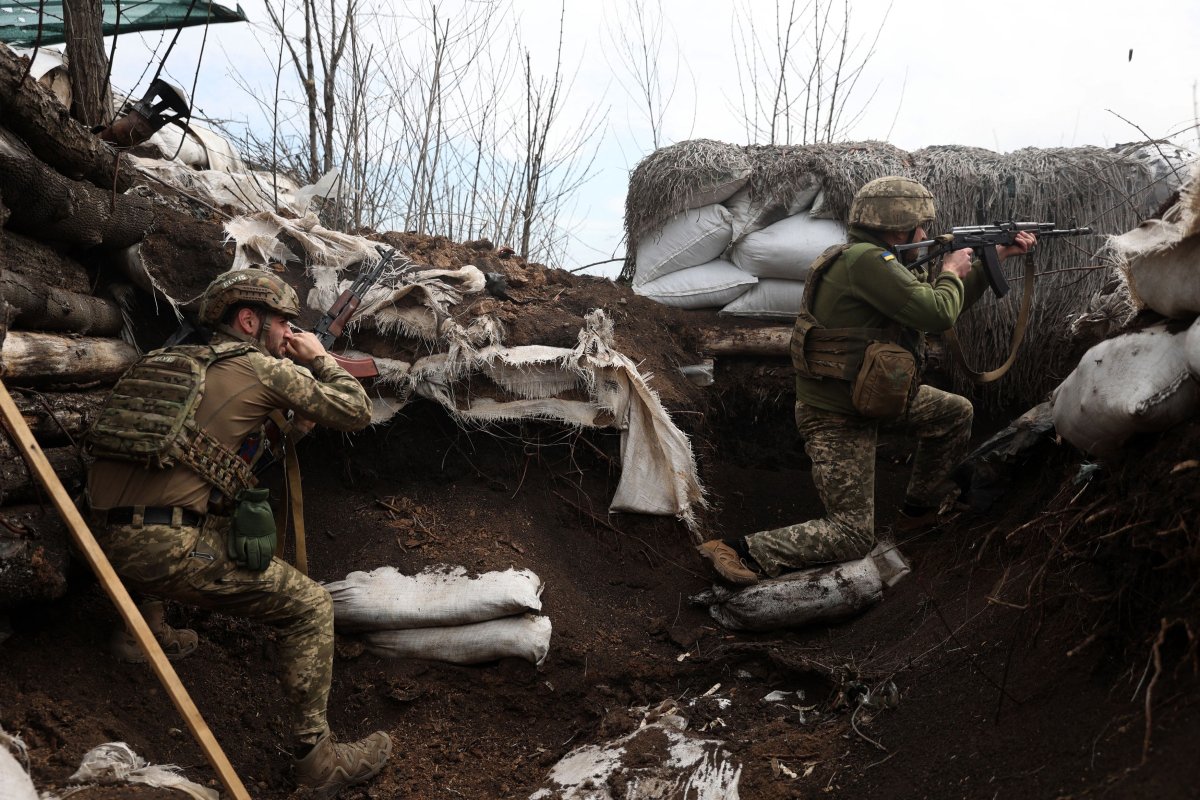 Russian Forces Capture Village of Memryk in Eastern Ukraine, Kyiv Claims Troops Holding Firm