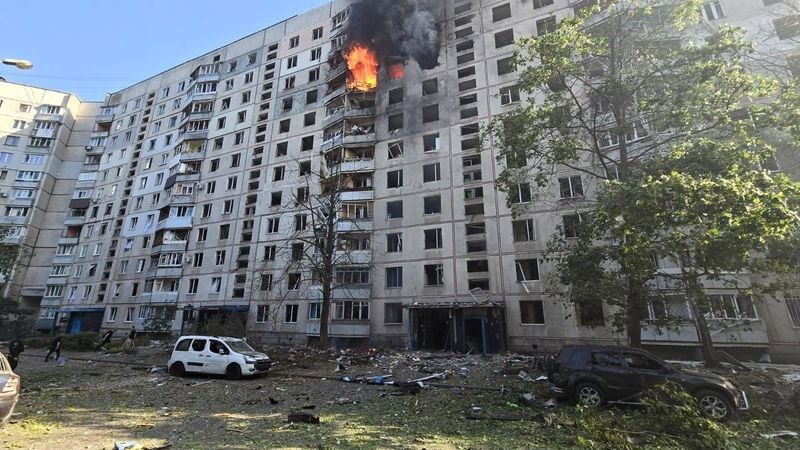 Russian Bomb Kills One, Injures 42 in Kharkiv Apartment Strike