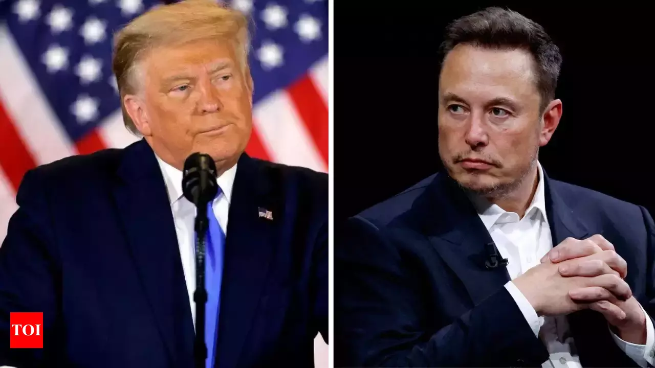 Workers at Musk’s Companies Donate More to Harris Despite His Trump Support