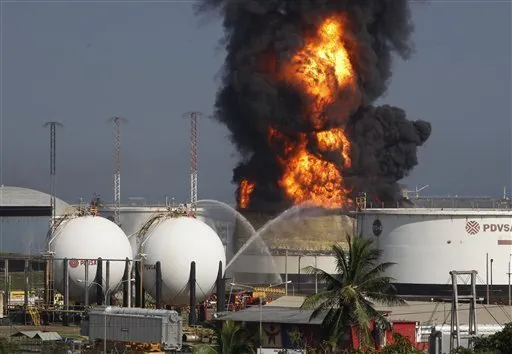 Fire at Venezuela’s La Salina Oil Terminal Injures at Least 21, Disrupts Operations