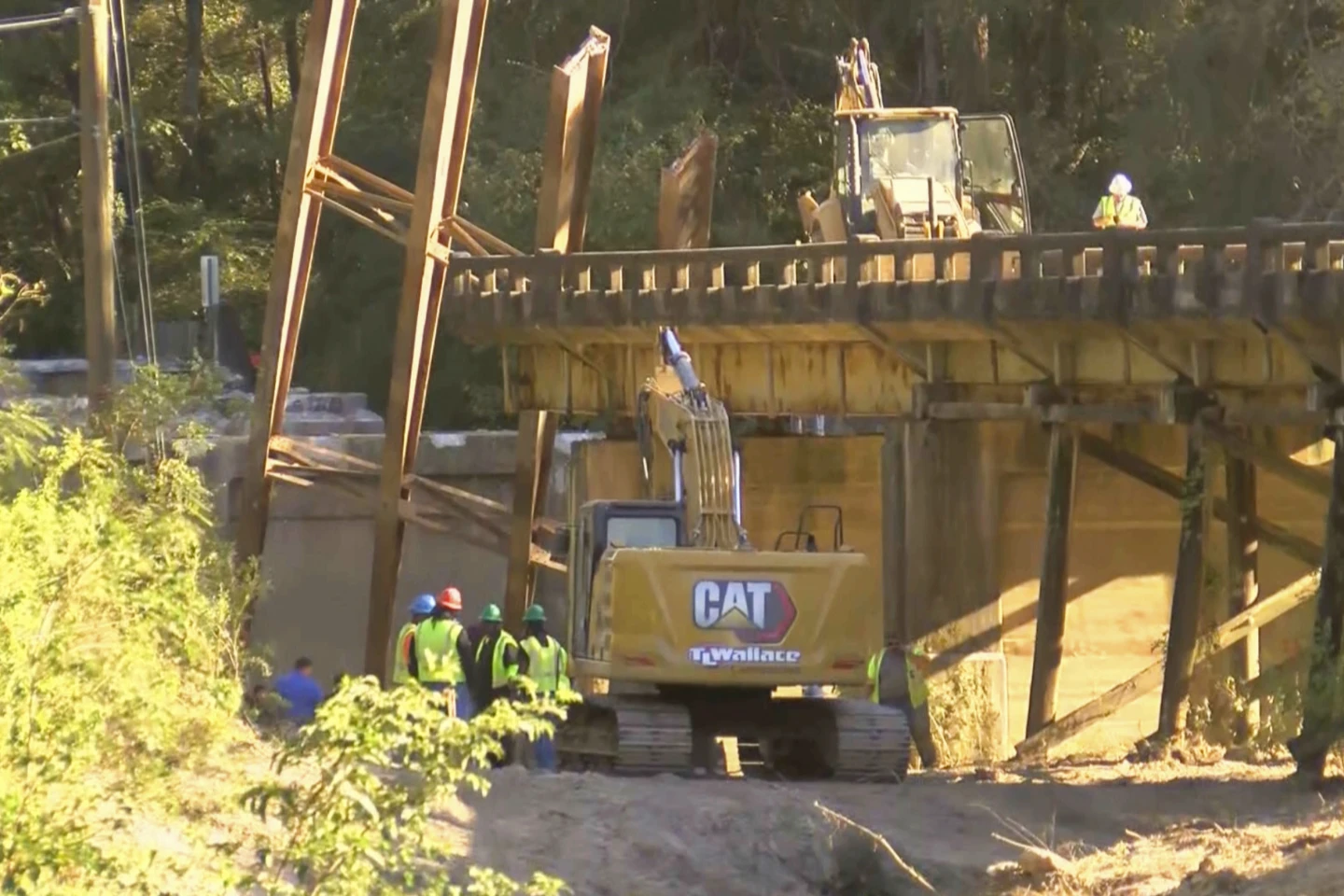 Three Dead, Four Critically Injured in Mississippi Bridge Collapse During Demolition