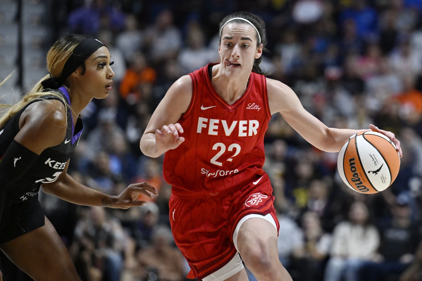 Caitlin Clark Wins WNBA Rookie of the Year in Near-Unanimous Vote