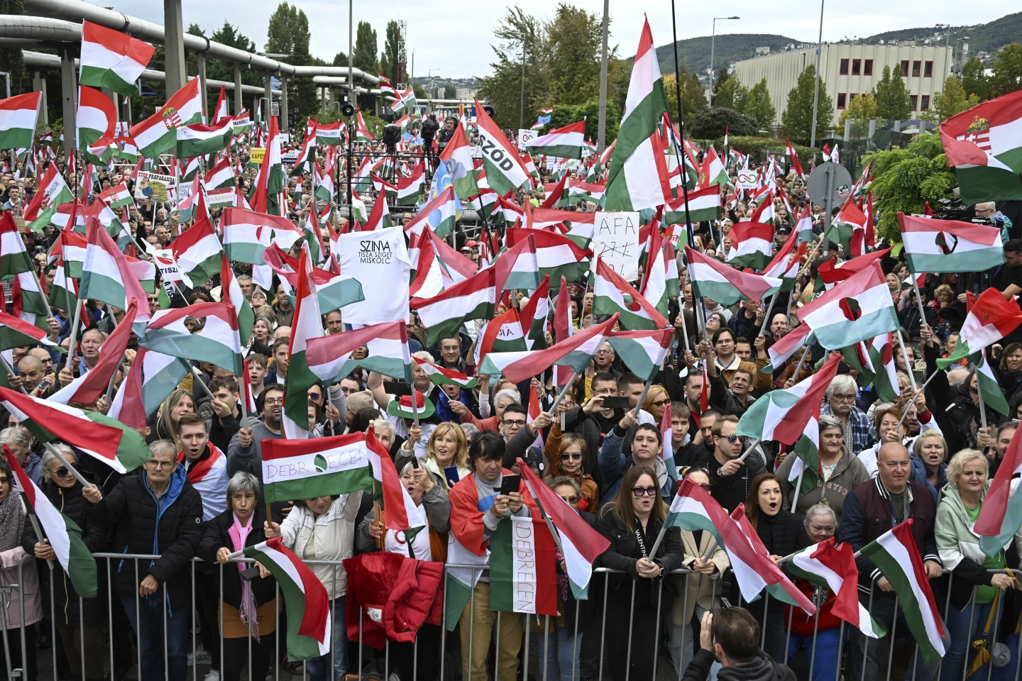 Hungarians Rally Against ‘Propaganda Factory’ in State Media