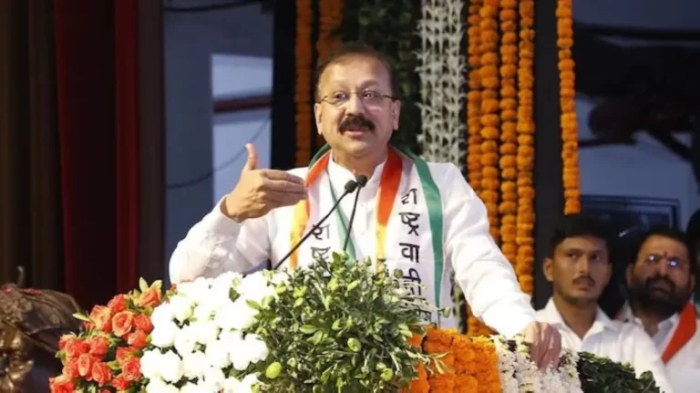 Senior Mumbai Politician with Bollywood Ties Fatally Shot Ahead of State Elections