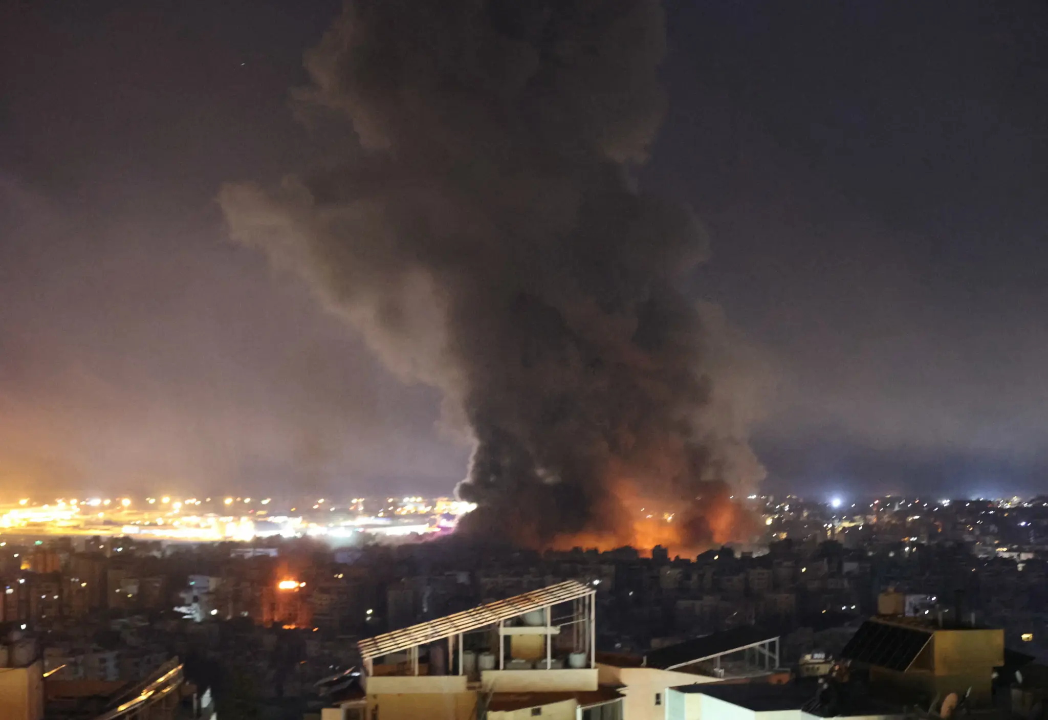 Israeli Airstrikes Rock Beirut, Cut Off Key Lebanon-Syria Border Crossing