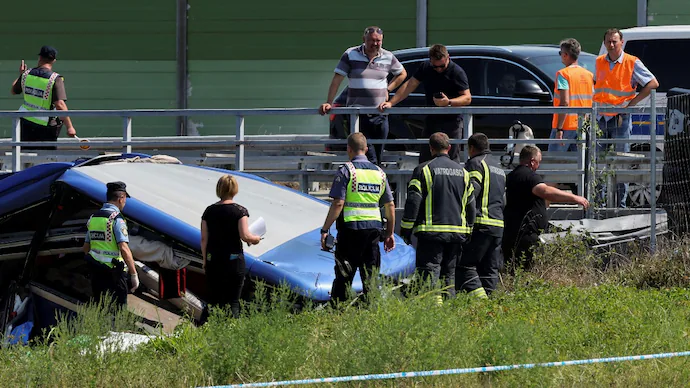 Migrant Van Crash in Croatia Kills 2, Injures 25