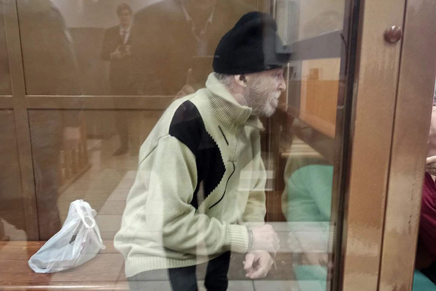 Russian Court Sentences 72-Year-Old American to 7-Year Prison Term for Ukraine Fighting