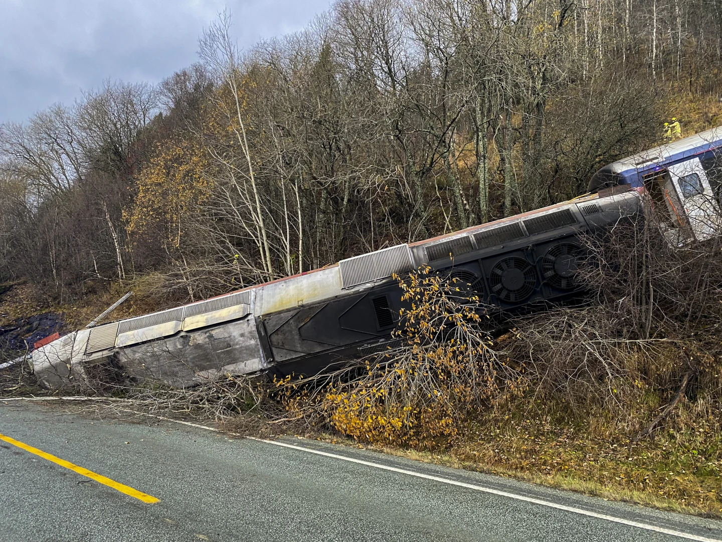 One Dead, Four Injured as Arctic Circle Express Derails in Northern Norway