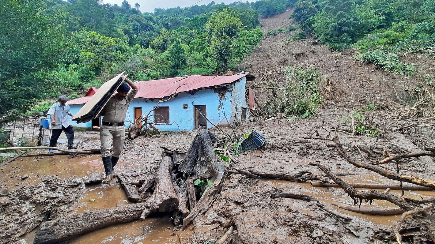 Deadly Floods, Landslides Kill 15 in India’s Meghalaya State