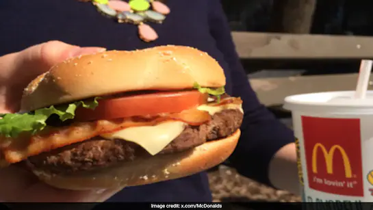 One Dead in McDonald’s Quarter Pounder E. coli Outbreak as Cases Spread Across 10 States