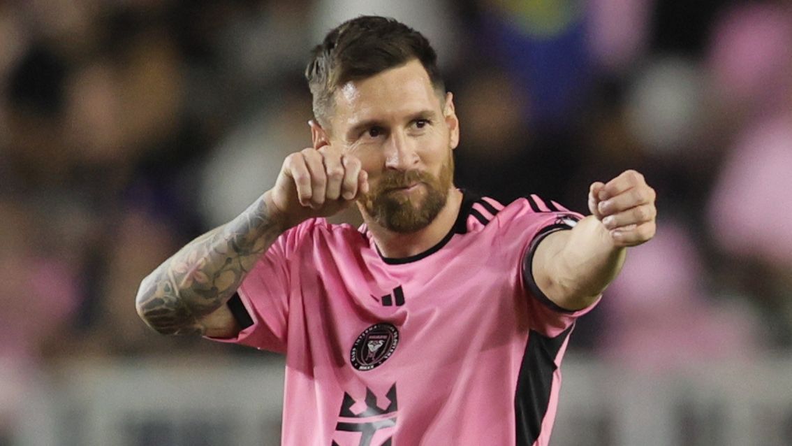 Inter Miami Sets MLS Points Record as Messi’s Hat Trick Fuels 6-2 Victory Over New England Revolution