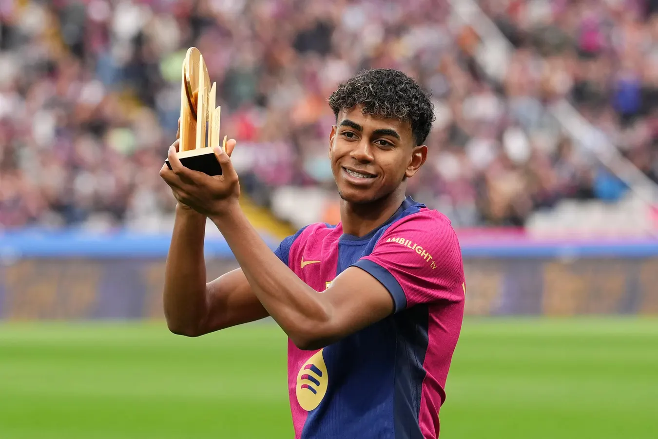 Barcelona Prodigy Yamal Claims Golden Boy Award 2024 After Historic Year