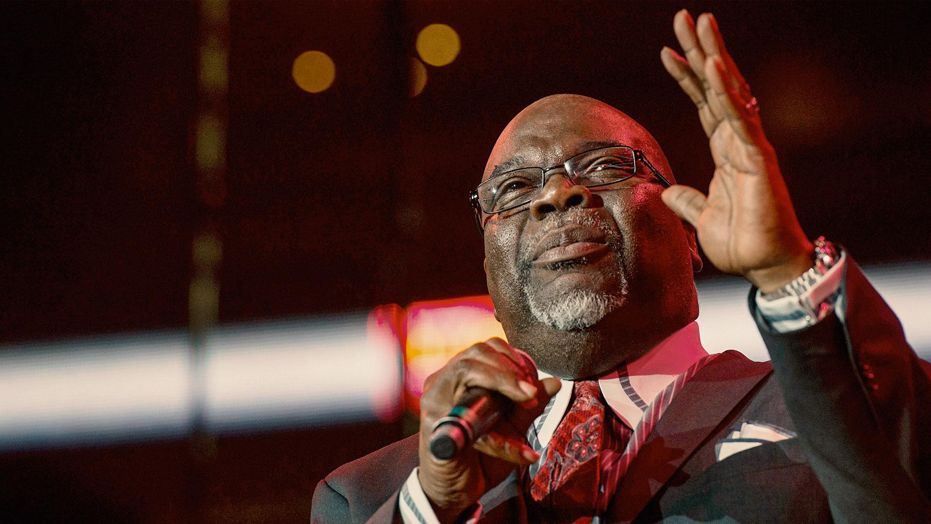 Bishop T.D. Jakes ‘Stable’ After Health Incident During Dallas Church Service