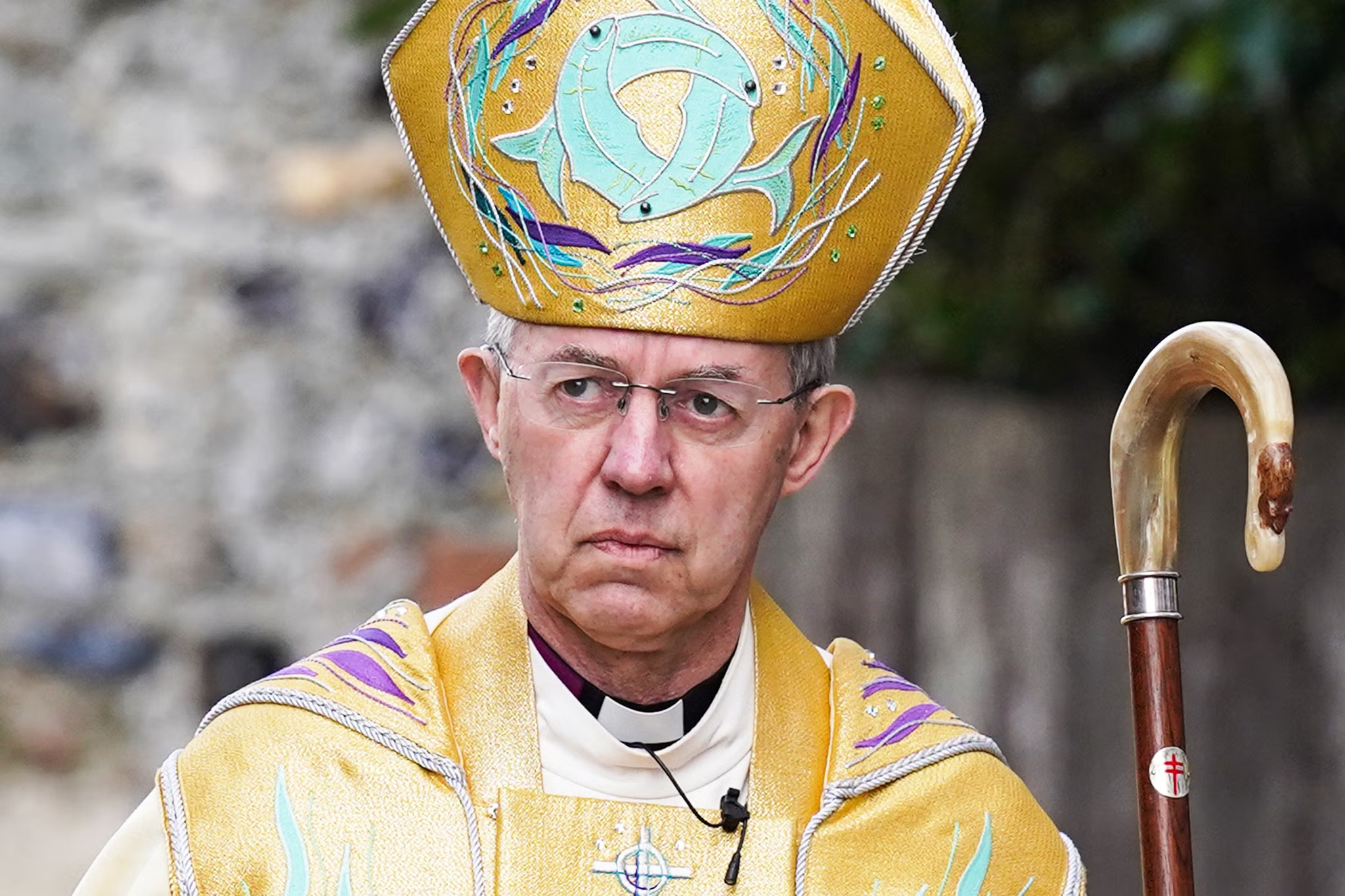 Senior Bishop Calls for Archbishop’s Resignation Over Church Abuse Scandal