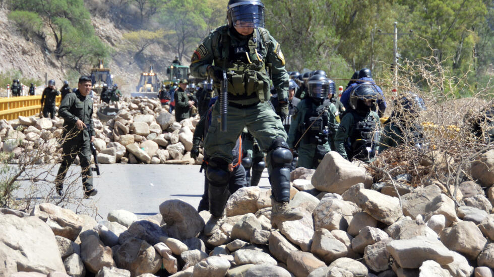 Supporters of Bolivia’s Ex-Leader Morales Detain Over 200 Soldiers in Escalating Standoff