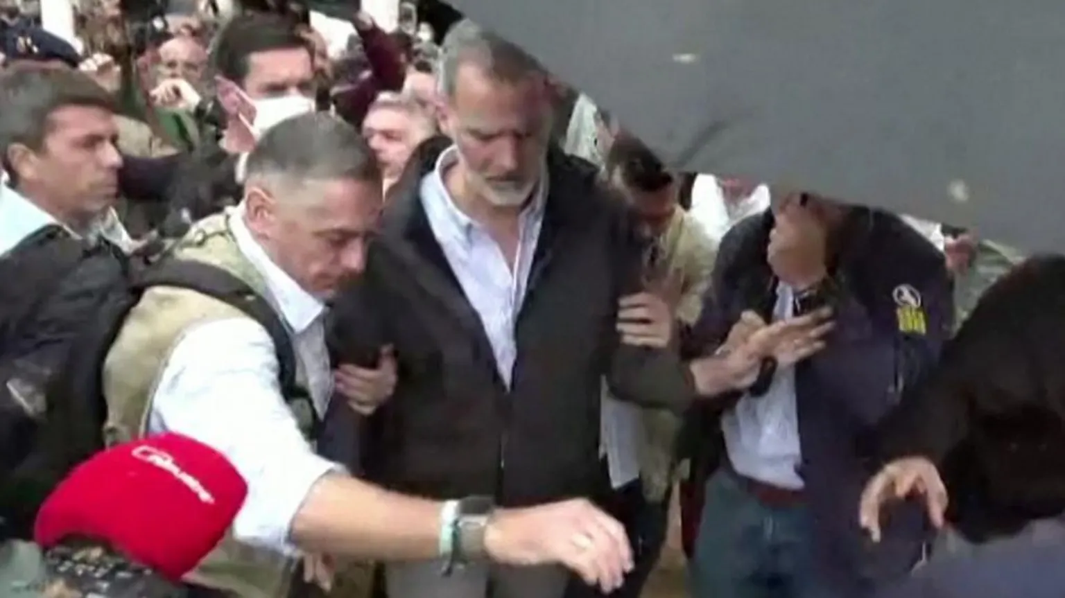 Angry Floods Victims Confront Spanish King on Visit to Valencia