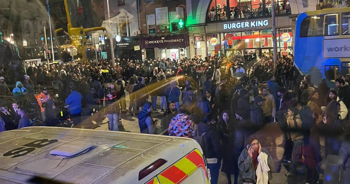 Massive Crowd Duped by Fake Halloween Parade Announcement in Dublin