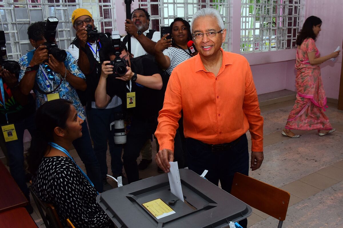 Opposition Wins Landslide Victory in Mauritius Election